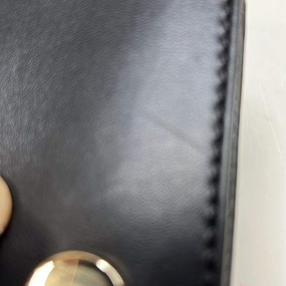 Bee Valentino Leather Wallet - Picture 7 of 8